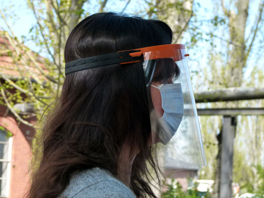 Call-for-help: care & emergency care provider requests 3d-printed protective face shields